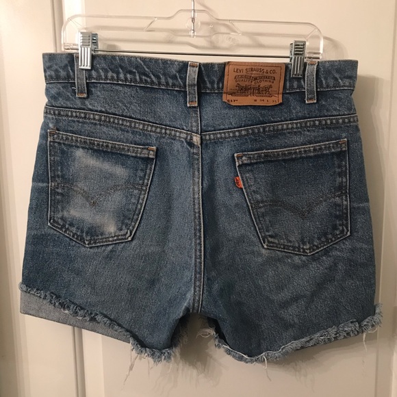 Vintage Levi’s shorts - Picture 1 of 5
